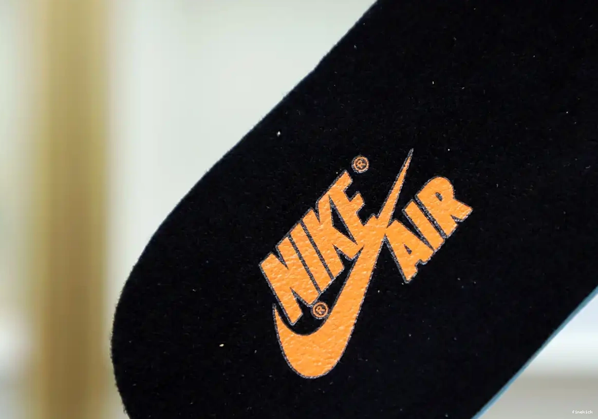 'SHATTERED JORDAN 1 AIR BACKBOARD OG HIGH RETRO 3.0' 0706